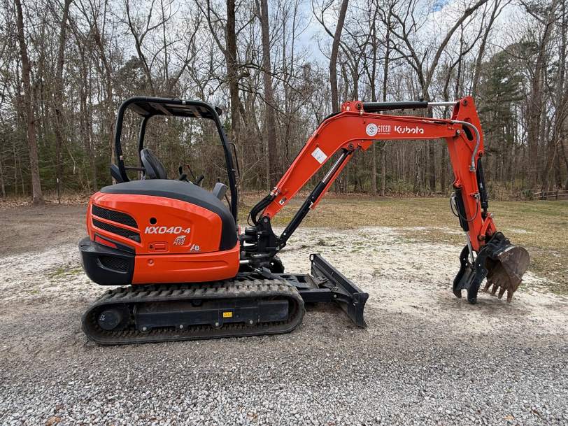 2022 Kubota KX040-4R1A Excavator - Steen Enterprises